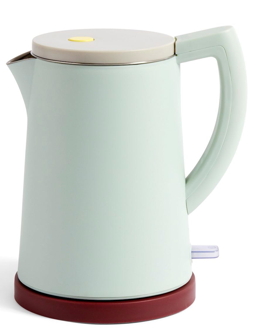Tall sowden kettle by Hay 